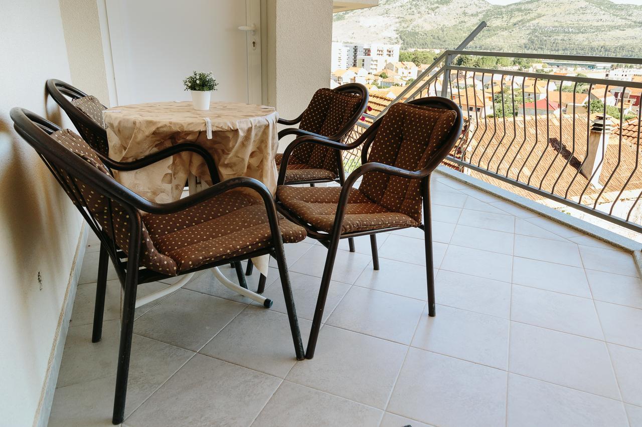 Sun City Apartments Trebinje Exteriör bild